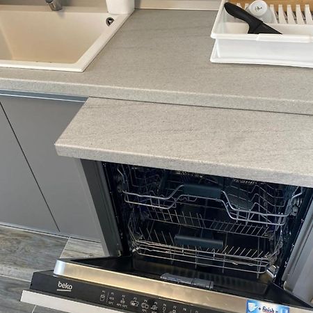 Alesandru Apartament بيتستِ المظهر الخارجي الصورة