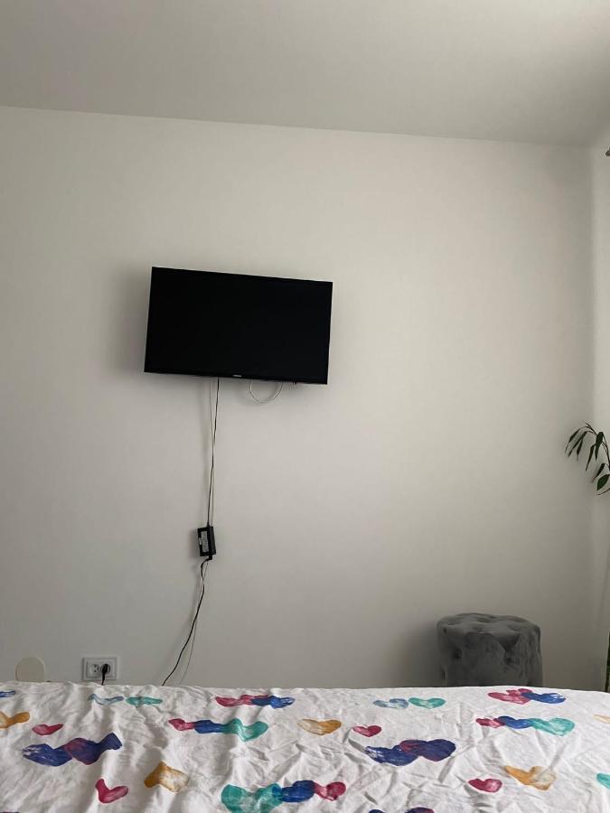 Alesandru Apartament بيتستِ المظهر الخارجي الصورة